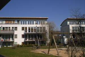 Reihenmittelhaus mit Gartenanteil,max. 5 Personen, mit eigenem festen Einkommen