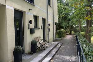 Privates Wohngefühl am Falkenstein – zwischen Park und Elbe, mit Garten & eigenem Eingang