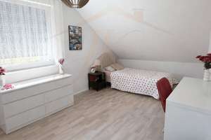 Dreifamilienhaus mit Gewerbeeinheit und zugehörigen Stellplätzen – Die vollständige Adresse der Immobilie erhältst du vom Anbieter., 72172 Sulz am Neckar – Vorschaubild 11
