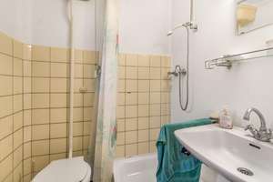 Bremen - Findorff / Modernisierungsbedürftiges Reihenhaus in sehr beliebter Lage – Die vollständige Adresse der Immobilie erhältst du vom Anbieter., 28215 Findorff-Bürgerweide, Bremen – Vorschaubild 19