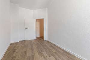 Charmante 3-Zimmer-Dachgeschosswohnung – Die vollständige Adresse der Immobilie erhältst du vom Anbieter., 4317 Neustadt-Neuschönefeld, Leipzig – Vorschaubild 5