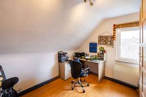 Platz für neue Ideen: 3-Zimmer-Wohnung in Bielefeld-Schildesche – Die vollständige Adresse der Immobilie erhältst du vom Anbieter., 33611 Schildesche, Bielefeld – Vorschaubild 4