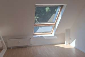 Charmante Dachgeschoswohnung im 2. OG  – Dachstraße 27, 45355 Borbeck-Mitte, Essen – Vorschaubild 2