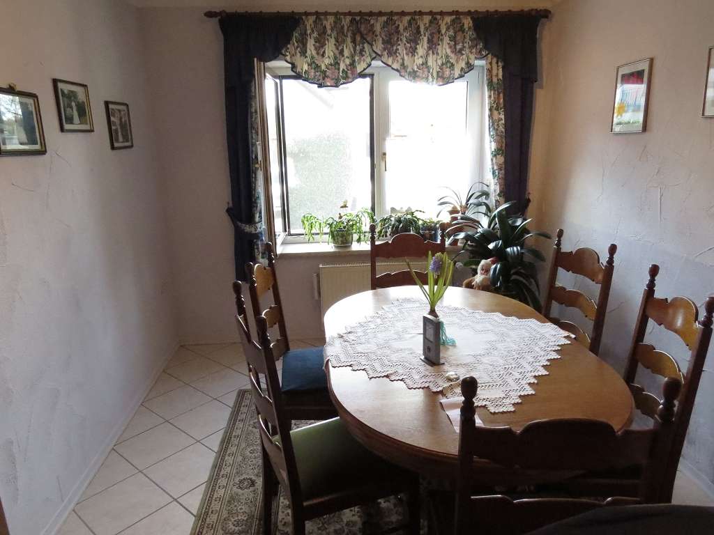 Immobilie in Mandern - MANDERN bei Zerf - Topgepflegtes Einfamilienhaus mit traumhaftem Grundstück - Bild 9