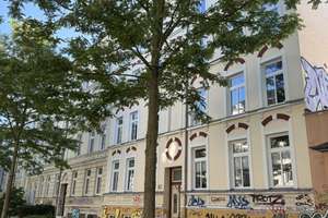Hochpattere mit Balkon- echt schöne WE – Budapester Straße 42, 18057 Kröpeliner-Tor-Vorstadt, Rostock – Vorschaubild 2