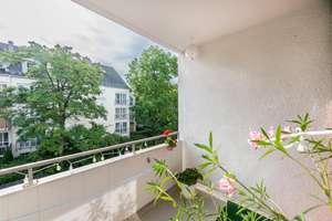Charmante 1-Zimmer-Wohnung mit Balkon und Tiefgaragenstellplatz in München-Obersendling