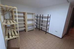 Helle und gut geschnittene DG (84 m², 4 Zimmer) in ruhiger Wohnlage – Regensburg (Keilberg) – Die vollständige Adresse der Immobilie erhältst du vom Anbieter., 93055 Brandlberg-Keilberg, Regensburg – Vorschaubild 11