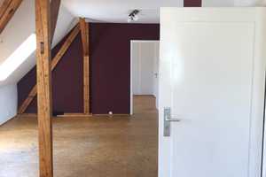 Freundliche und vollständig renovierte 4-Zimmer-Dachgeschosswohnung in Wuppertal – Paul-Humburg-Str. 22, 42275 Wuppertal – Vorschaubild 12