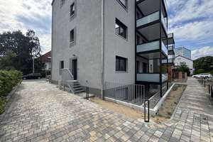 Erstbezug | exklusive 2,5-Zimmer Wohnung | Einbauküche | Balkon | Einzelgarage | ER-Zentrum – Anton-Bruckner-Straße 8, 91052 Röthelheim, Erlangen – Vorschaubild 40