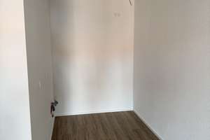 2 Zimmer Wohnung Erstbezug mit moderner Einbauküche im Simonsveedel  in Weidenpesch – Die vollständige Adresse der Immobilie erhältst du vom Anbieter., 50737 Immendorf, Köln – Vorschaubild 11