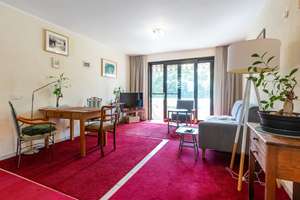 Vermietete 3-Zimmer-Wohnung mit 2 Balkonen, Stellplatz und Tageslichtbad