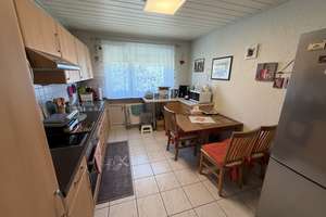 ***Attraktive 4 Zimmer Wohnung mit Balkon, Stellplatz zu verkaufen*** – Dresdener Straße 4, 74889 Sinsheim – Vorschaubild 10