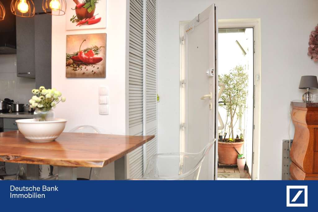 Moderne, helle Maisonette-Wohnung in ruhiger Wohnanlage