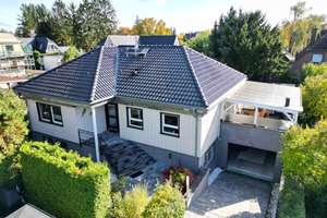 PREISREDUZIERUNG - letzte Chance: ca. 200 m² Wohn-/Nutzfläche - moderner, unterkellerter Bungalow – Die vollständige Adresse der Immobilie erhältst du vom Anbieter., 12357 Rudow, Berlin – Vorschaubild 2