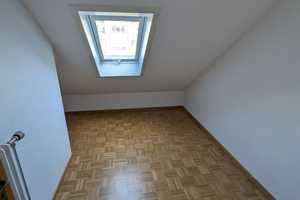 Helle 3-Zimmer-Dachgeschosswohnung mit Aufzug in ruhiger Lage von Ulm-Wiblingen – Ulm – Vorschaubild 6