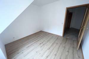 Schicke 4-Raumwohnung am Burgsee mit Einbauküche, 2 Bädern, Balkon und Tiefgaragenstellplatz...!!! – Mecklenburgstr. 101, 19053 Feldstadt, Schwerin – Vorschaubild 6