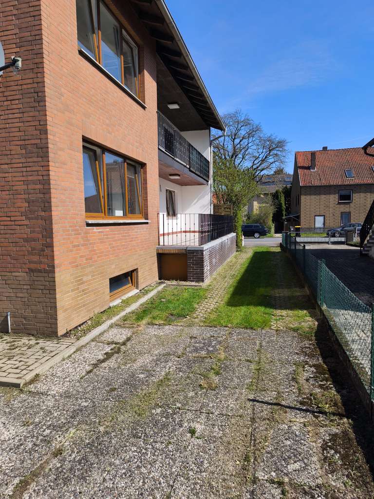 Immobilie in Sehnde - von Privat: 2 Fam.-Haus in Sehnde-Bolzum mit 1.010 m²-Grundstück - Bild 3