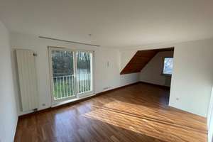 Gepflegte 5-Zimmer-Wohnung in Zazenhausen, Stuttgart – Himmelsleiter 22, 70437 Zazenhausen, Stuttgart – Vorschaubild 3