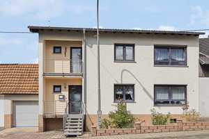 Charmantes Reihenendhaus in ruhiger Lage – Ein Zuhause für die ganze Familie – Neunkirchen (Kreis) – Vorschaubild 2
