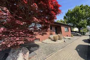Wohnen in Dansweiler. Modernisierter Bungalow in zentraler Lage ! – Die vollständige Adresse der Immobilie erhältst du vom Anbieter., 50259 Pulheim – Vorschaubild 1