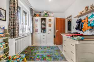 Bremen-Osterholz: Großzügiges Zweifamilienhaus mit Vollkeller, moderner Heiztechnik & Ausbaureserve – Die vollständige Adresse der Immobilie erhältst du vom Anbieter., 28327 Ellener Feld, Bremen – Vorschaubild 14