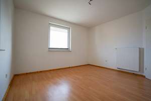 * 6 Schlafzimmer * Gasheizung von 2023 * großer Innenhof * großes Grundstück * überdachte Terrasse – Die vollständige Adresse der Immobilie erhältst du vom Anbieter., 26683 Saterland – Vorschaubild 14
