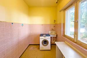 Großzügiges Einfamilienhaus auf einem Traumgrundstück mit Pool, Garage & Platz für die ganze Familie – Birnhornweg 11, 12107 Mariendorf, Berlin – Vorschaubild 15