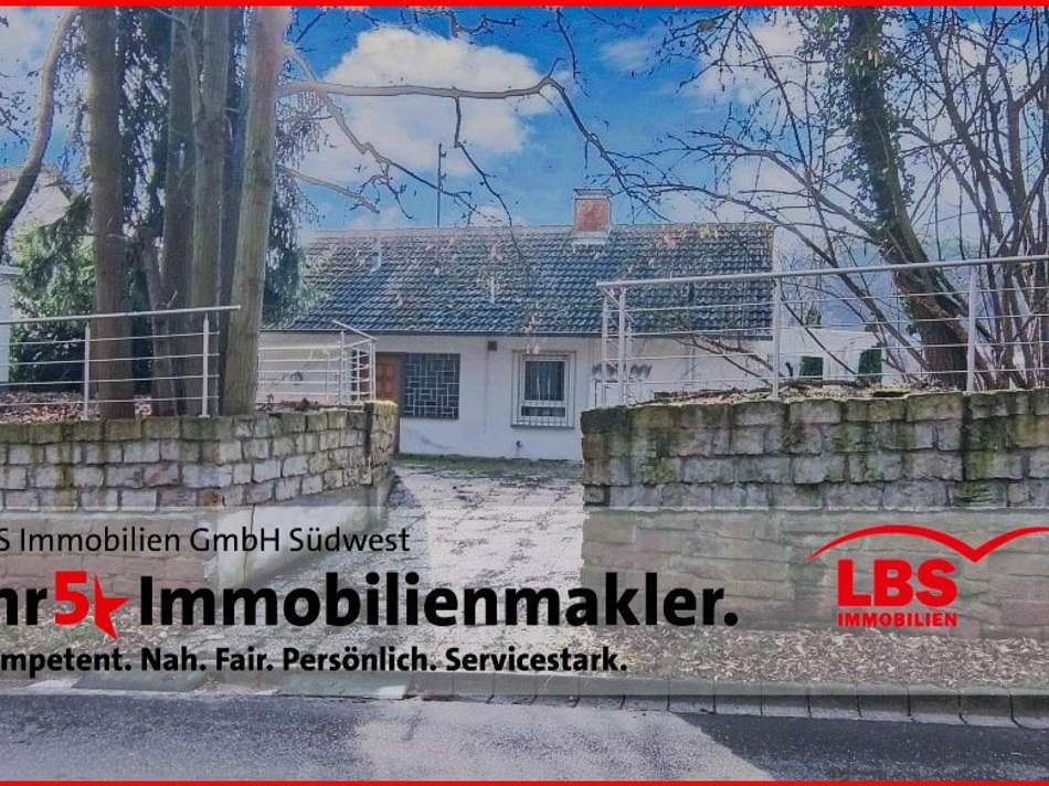 Grundstück Obere Zufahrt mit 