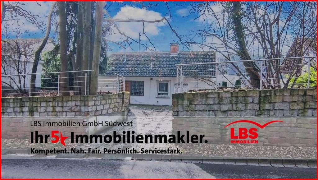 Immobilie in Maikammer - Herrlich: Einfamilienhaus in Luftkurort mit weitem Blick auf Weindorf und Weinberge - Bild 0