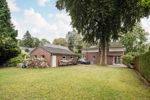 Repräsentatives Einfamilienhaus auf großem Grundstück mit weiterem Baufenster – Die vollständige Adresse der Immobilie erhältst du vom Anbieter., 22359 Volksdorf, Hamburg – Vorschaubild 4