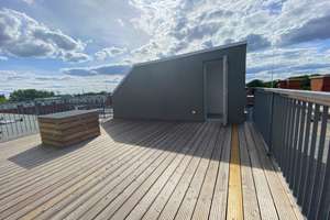 Hochwertige 2-Zimmer-Dachgeschosswohnung mit großzügiger Dachterrasse, Einbauküche und Spreeblick – Carl-Spindler-Straße 15, 12555 Köpenick, Berlin – Vorschaubild 13