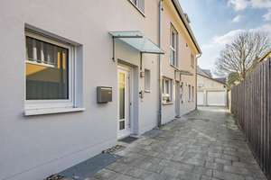 Diesen Sommer beziehbar: Traumhaftes Reiheneckhaus im schönen Ramersdorf – Die vollständige Adresse der Immobilie erhältst du vom Anbieter., 81735 Ramersdorf, München – Vorschaubild 19