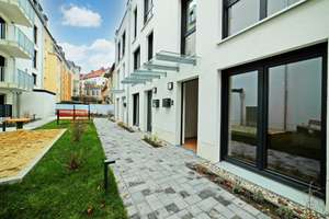 Stilvoll leben, urban arbeiten: Design-Townhouse mit Dachterrasse & Premium-Ausstattung – Senserstraße 13c, 81371 Sendlinger Feld, München – Vorschaubild 11