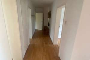 Attraktives Mehrfamilienhaus mit 7 Wohneinheiten in guter Lage – voll vermietet & naturnah gelegen – Die vollständige Adresse der Immobilie erhältst du vom Anbieter., 70439 Zuffenhausen-Elbelen, Stuttgart – Vorschaubild 5