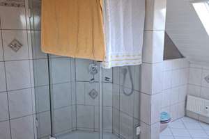 Wunderschöner Weitblick  aus geräumiger 4-Zimmer-Wohnung im 3-Familien-Haus – Höhe 12, 42329 Vohwinkel, Wuppertal – Vorschaubild 33