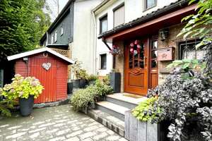 Schnuckeliges Reihenhaus in ruhiger Wohnlage mit sonnigem Garten, Terrasse, EBK – Die vollständige Adresse der Immobilie erhältst du vom Anbieter., 45473 Altstadt II, Mülheim an der Ruhr – Vorschaubild 1