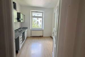 Helle, und ruhige, 2-Zimmer-Altbauwohnung mit sep. Wohnküche mit EBK in München-Lehel – Gewürzmühlstraße 1, 80538 Lehel, München – Vorschaubild 11