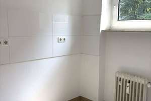 Großzügiges Appartement mit Südbalkon in ruhiger Seitenstraße - sofort bezugsfrei – Die vollständige Adresse der Immobilie erhältst du vom Anbieter., 81373 Land in Sonne, München – Vorschaubild 4