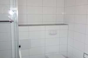 Moderne hochwertige 3 ZW im 1. OG eines KFW-55 Hauses mit EBK, Balkon und TG-Stellplatz mit Wallbox – Die vollständige Adresse der Immobilie erhältst du vom Anbieter., 71229 Leonberg – Vorschaubild 16