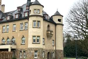 Dachgeschoss im Denkmal – stilvolles Wohnen im Parkareal – Die vollständige Adresse der Immobilie erhältst du vom Anbieter., 47057 Neudorf-Nord, Duisburg – Vorschaubild 8