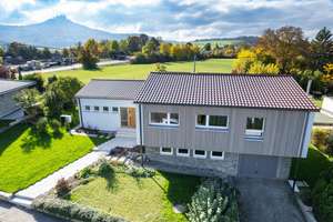 Ein Ort zum Durchatmen - mit Blick auf die Burg – Die vollständige Adresse der Immobilie erhältst du vom Anbieter., 72379 Hechingen – Vorschaubild 2
