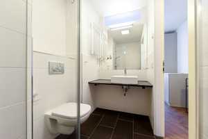 Möbliertes 1-Zimmer-Apartment am Ostbahnhof - Sofort bezugsfrei! – Krautstraße 30, 10243 Berlin – Vorschaubild 3
