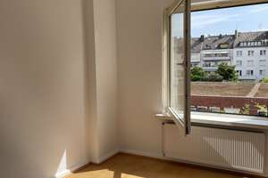 Vollständig renovierte 2,5-Zimmer-Wohnung im beliebten Saarlandstraßenviertel  – Chemnitzer Straße 1 - 99, 44139 City, Dortmund – Vorschaubild 2