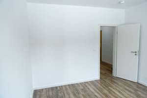 2-Zimmer Wohnung mit Balkon in Magdeburg-Neustädter Feld – Mechthildstraße 39, 39128 Neustädter Feld, Magdeburg – Vorschaubild 2