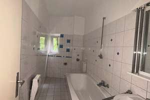 Gemütliche 1,5-Zimmer-Wohnung in Wuppertal – ab sofort bezugsfrei! – Cronenbergerstr. 76, 42119 Elberfeld, Wuppertal – Vorschaubild 2