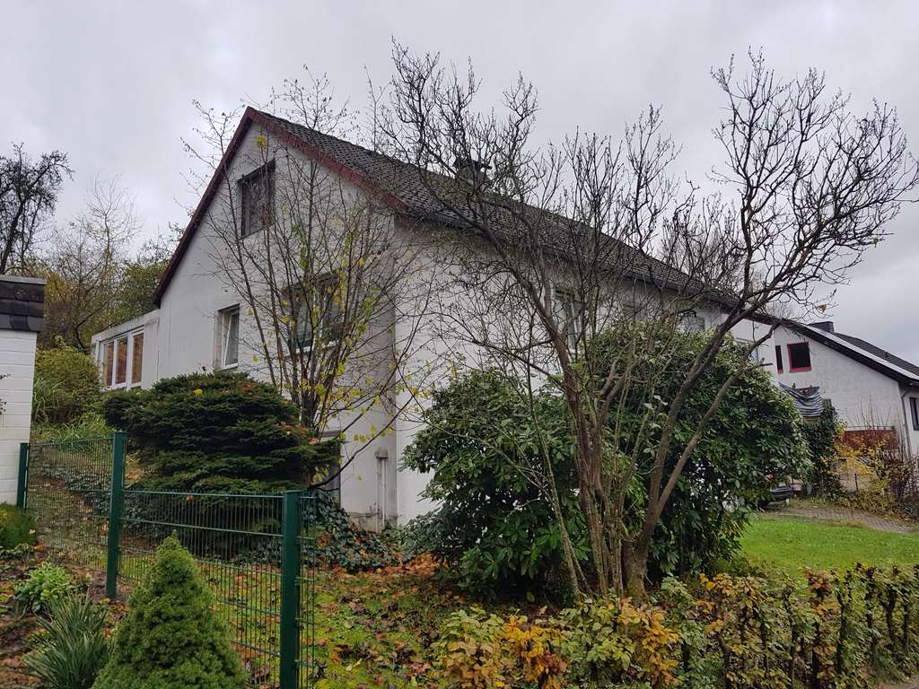 Immobilie in Bad Gandersheim - Für den Erwerber provisionsfrei! - Zweifamilienhaus in Bad Gandersheim - Bild 0