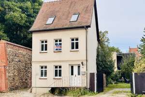 Einmaliger Aktionspreis bis Ende November! Haus in der Innenstadt von Neubrandenburg, mit Garage – Die vollständige Adresse der Immobilie erhältst du vom Anbieter., 17033 Innenstadt, Neubrandenburg – Vorschaubild 7