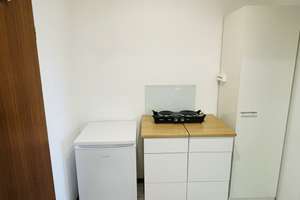 Sehr schöne, sanierte 1-Zimmer-Wohnung mit Balkon in Karlsruhe – Dürerstraße 3A, 76149 Neureut, Karlsruhe – Vorschaubild 3