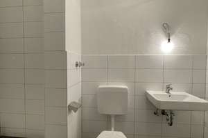Da kommt man gern Heim. günstige 1,5-Zimmer-Single-Wohnung (WBS erforderlich*) – Körnerstr. 2, 44339 Eving (Ortsteil), Dortmund – Vorschaubild 2