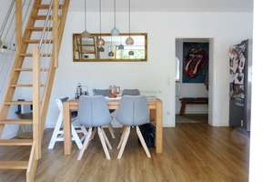 Moderne Maisonettewohnung mit EBK, Balkon und zwei Bäder